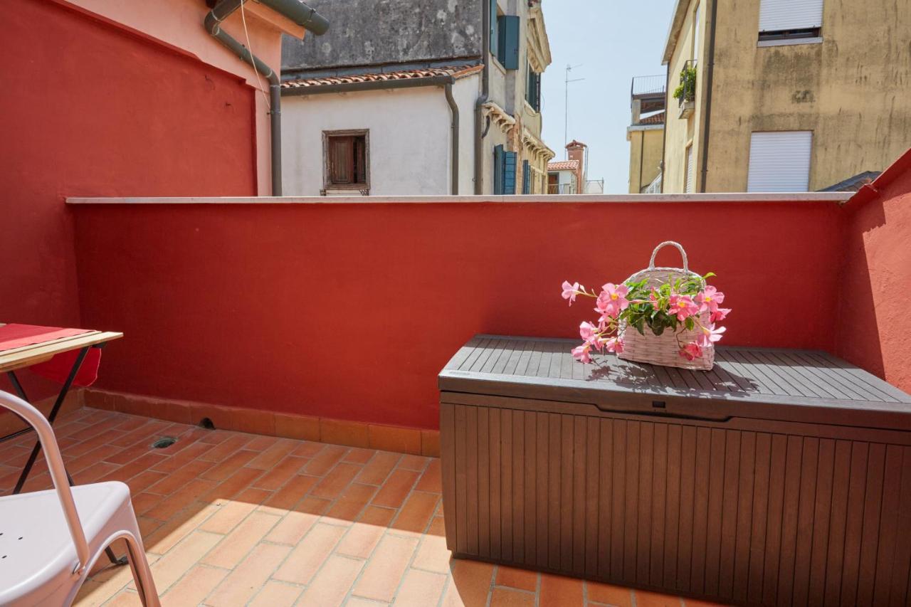 Acqua - Attico Con Terrazza Appartement Venetië Buitenkant foto